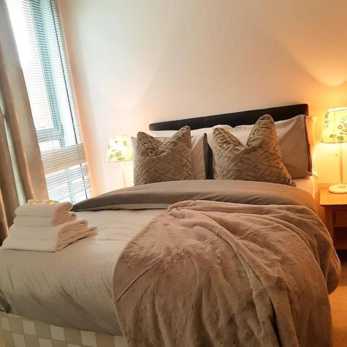 2 Bed Flat In Leeds Centre Apartment Leeds (West Yorkshire)
